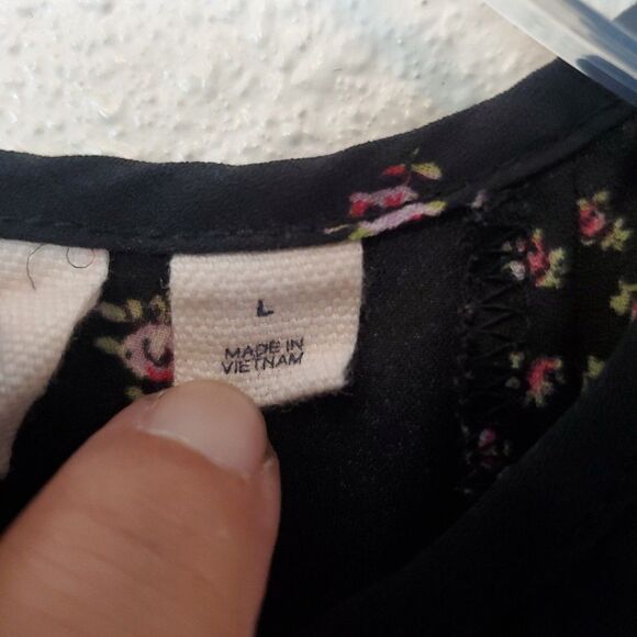 Gap Womens Top Black Pink Floral Short Flutter Sleeve Chiffon Blouse Boho Size L - Picture 6 of 16